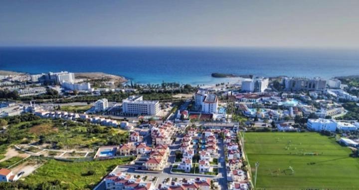Nissi Golden Sands Holiday Apartment Free Wifi Ajía Nápa Eksteriør bilde